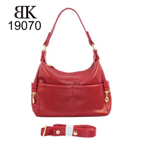 2019 trends light gold hardware red hobo bags 