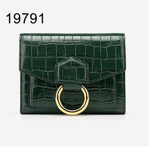 Best-selling women's green Small Croc-effect leather wallet with ring detail 
